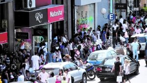 Locales de vestidos de fiesta en el barrio de Once