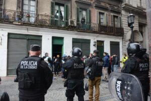 Claudia Neira cuestiona los desalojos ordenados por Jorge Macri