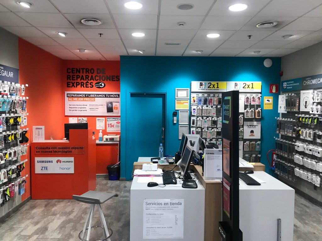 Local repuestos teléfonos móviles Balvanera